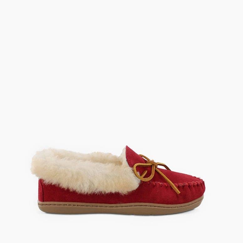 Minnetonka - Wholesale Slippers - Women's - Women's Alpine Cozy Sheepskin Suede Slipper House Shoe11