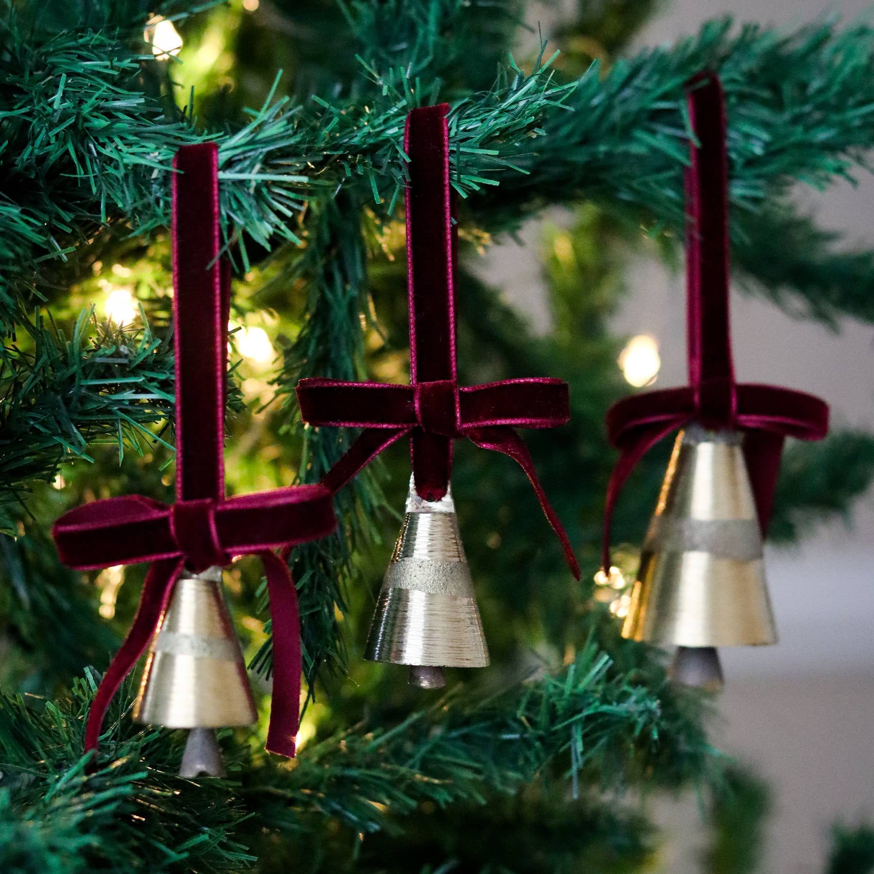 Beige & Stone USA - Wholesale Ornament - Christmas Tree Ornament Bell with Ribbon7