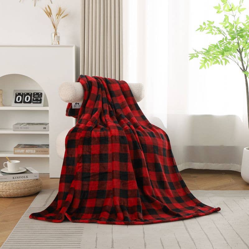 Classic black and red plaid fluffy fleece sofa throw blanket for wholesale on Faire0