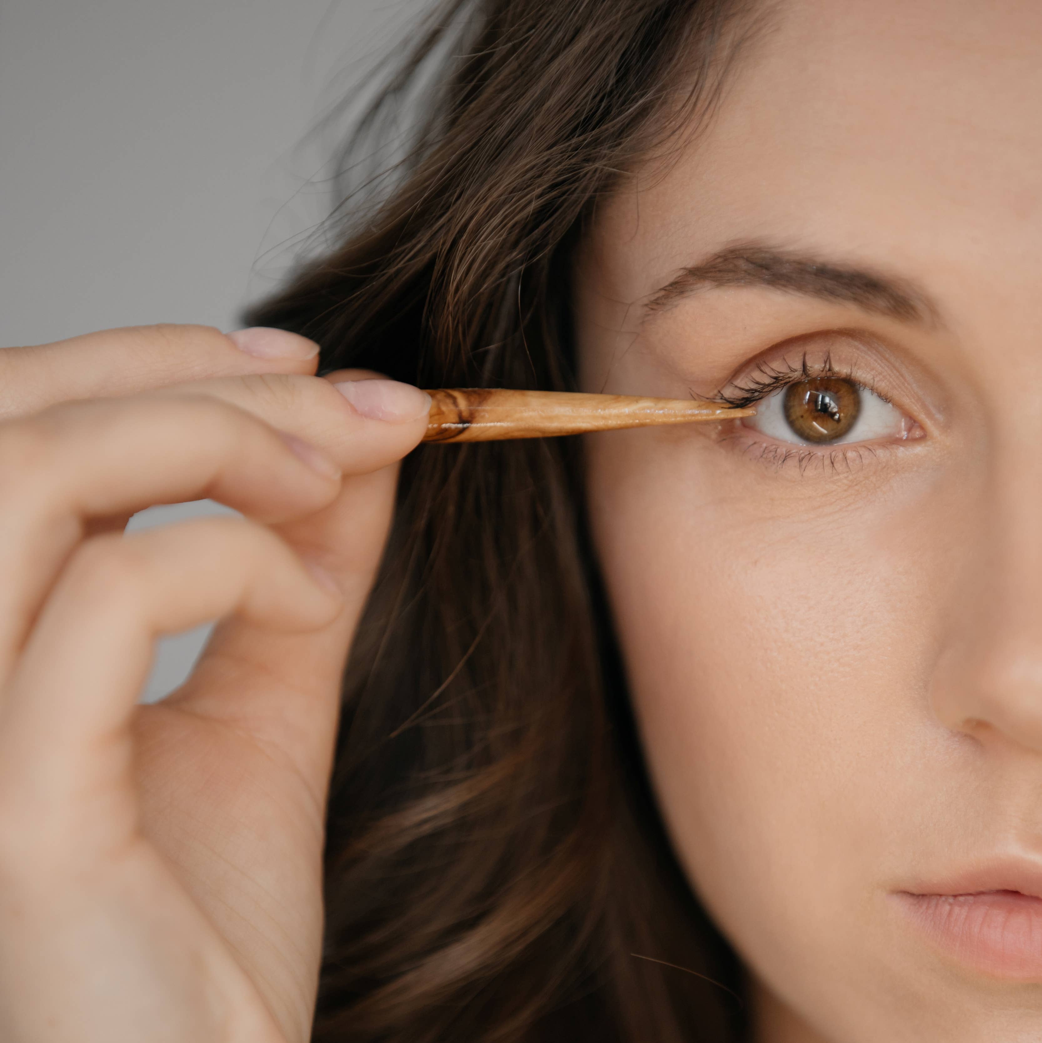 Katari Beauty - Wholesale Eyelash/Brow Serum - Henna Oil for Healthy Brows, Lashes & Hair | 100% pure4