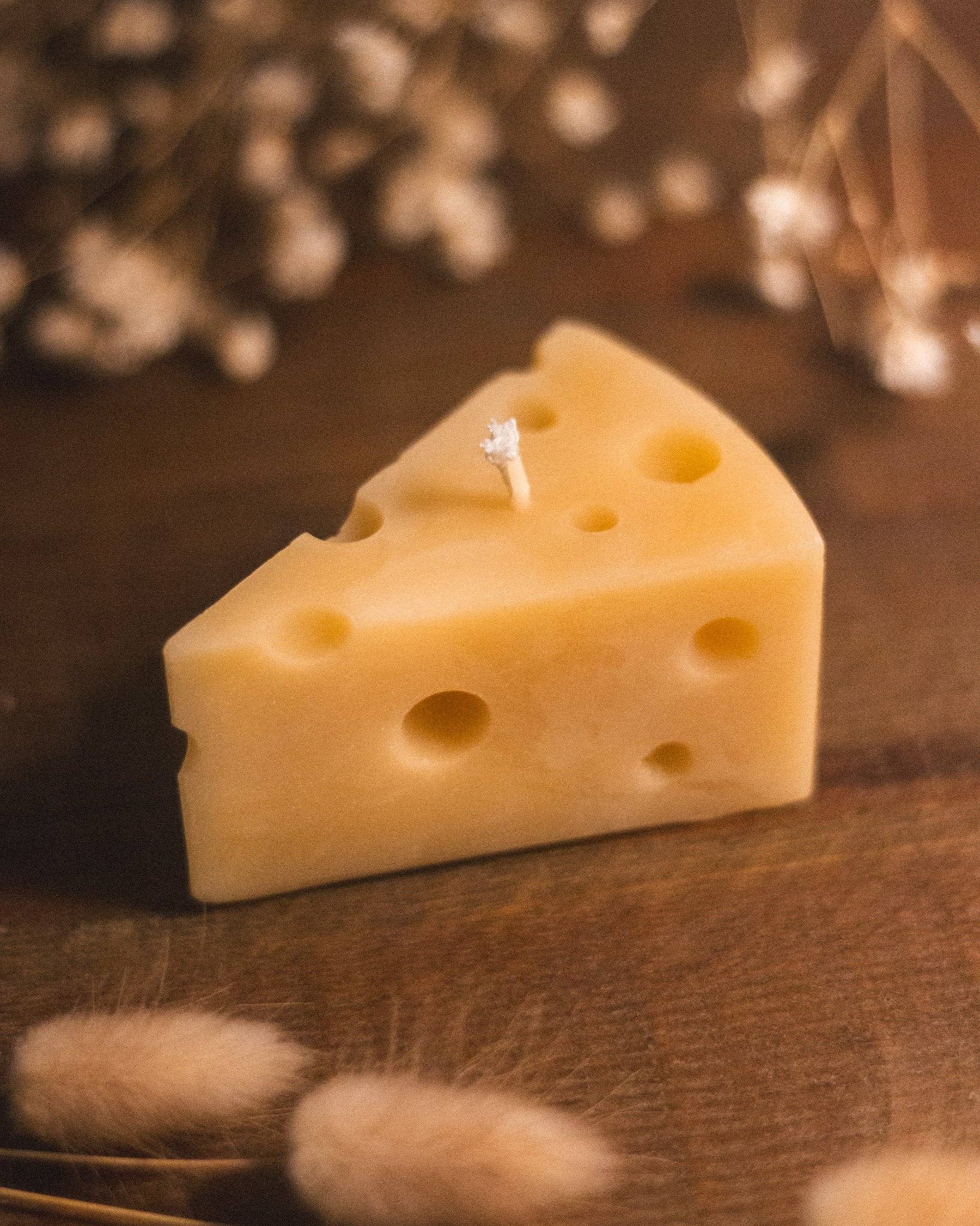 The Ramblin' Bee - Wholesale Novelty Candle - Cheese Wedge Candle2