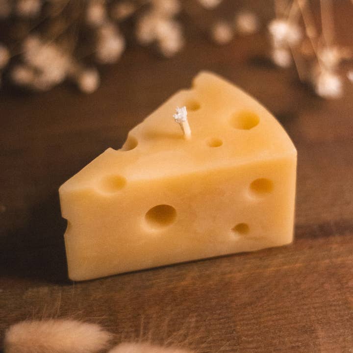 The Ramblin' Bee - Wholesale Novelty Candle - Cheese Wedge Candle2