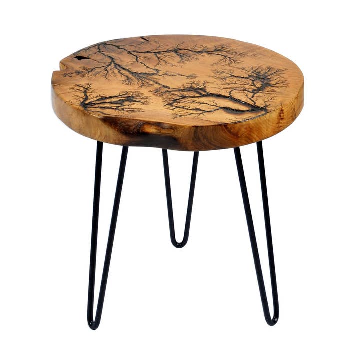Bliksem Bijzettafel – Teakhout Met Lichtenbergpatroon voor wholesale door Heft Home