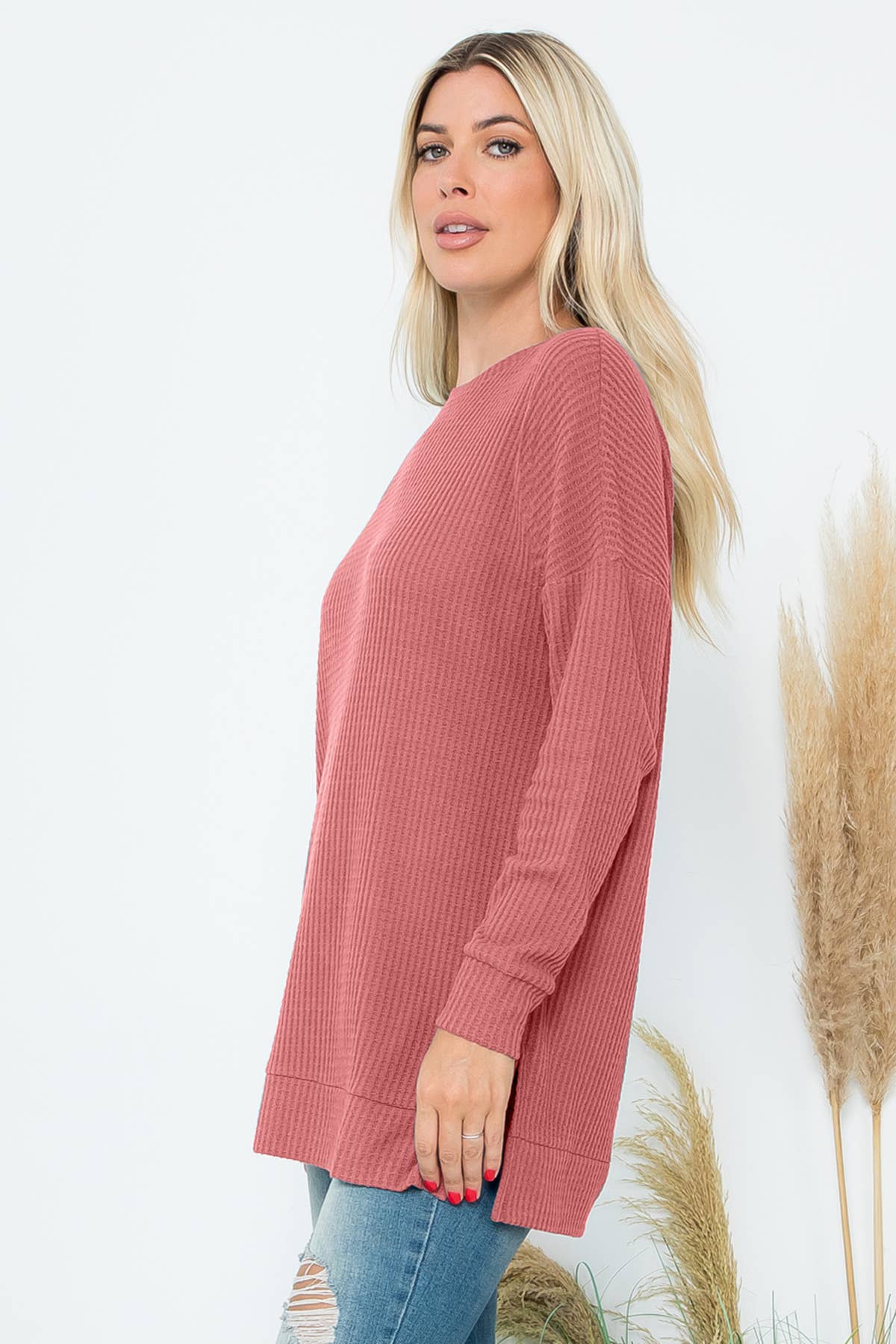 You & Me – wholesale Tunic sweater – Women’s – YMT20075V-BRUSHED WAFFLE ROUND NECK SIDE SLIT SWEATER3
