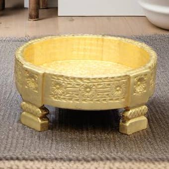 Mesa Auxiliar Redonda de Madera y Latón Chakki-Mesa Auxiliar India para venta al por mayor de VIRATRA ART DECOR