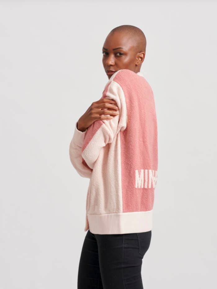 Cardigã rosa de algodão orgânico supermacio com efeito urso de pelúcia por atacado de WHISPR