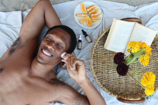 PAAVANI Ayurveda - Wholesale Facial Care Set/Kit - Radiant Skincare Ritual Kit – Rose Quartz Facial Massage Set11