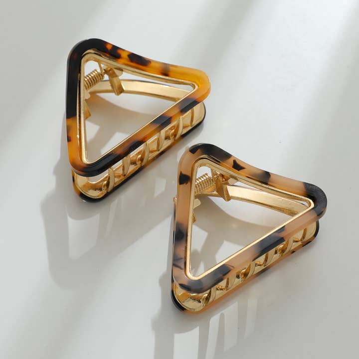 Assorted Amelie Core | Small Classic Triangle Metal Claw Clip for wholesale on Faire