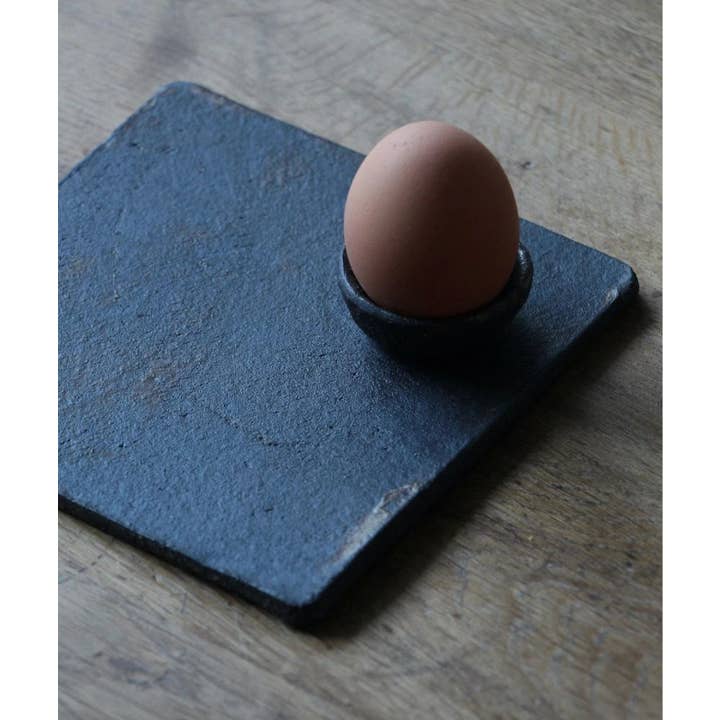 EI Elea Lelimouzin - Venta al por mayor Hueveras - Huevera cuadrada Heth - huevera con plato de cerámica