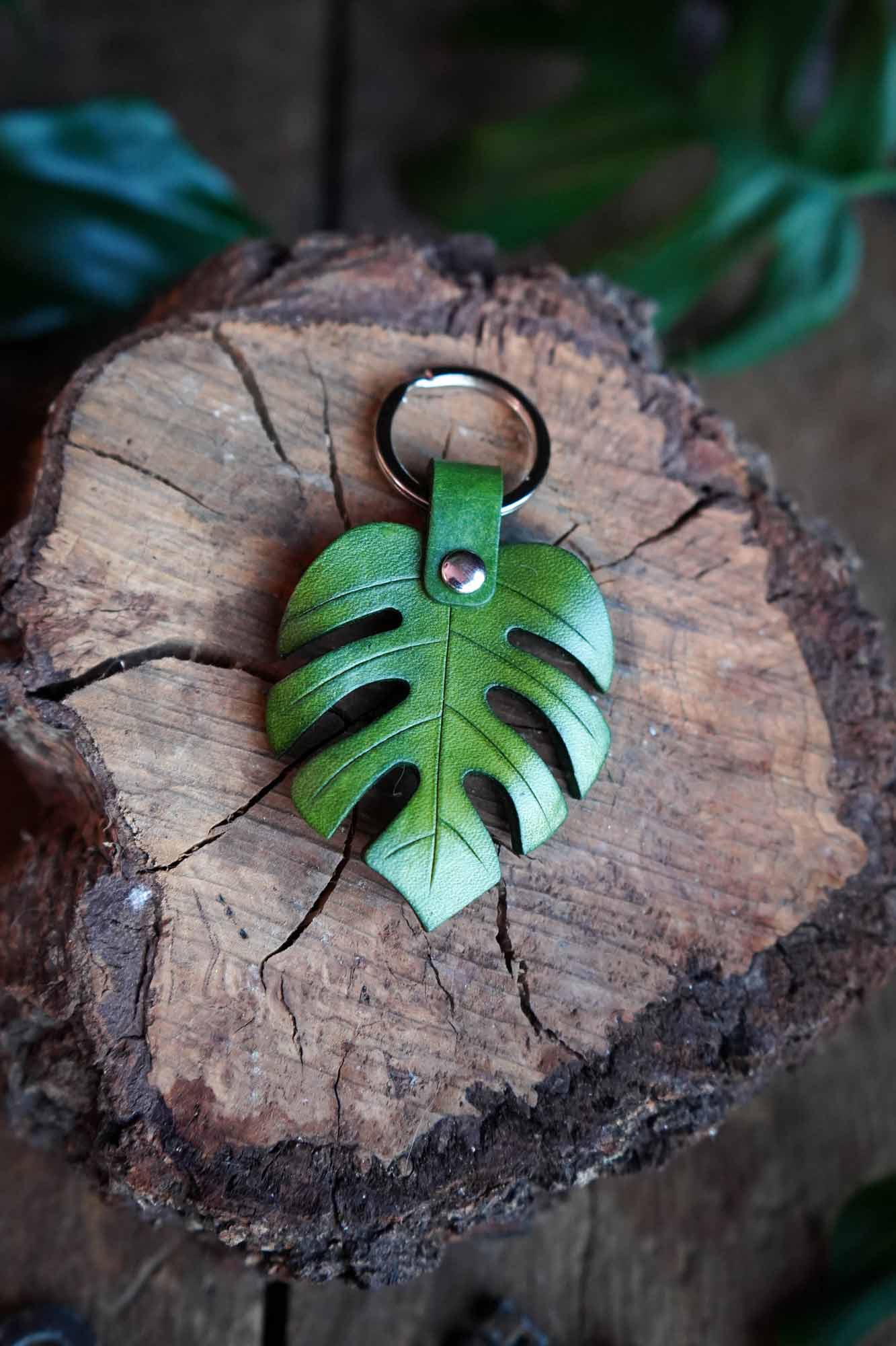 Hammerthreads - Wholesale Keychain - Unisex - Monstera Leaf Keychain2