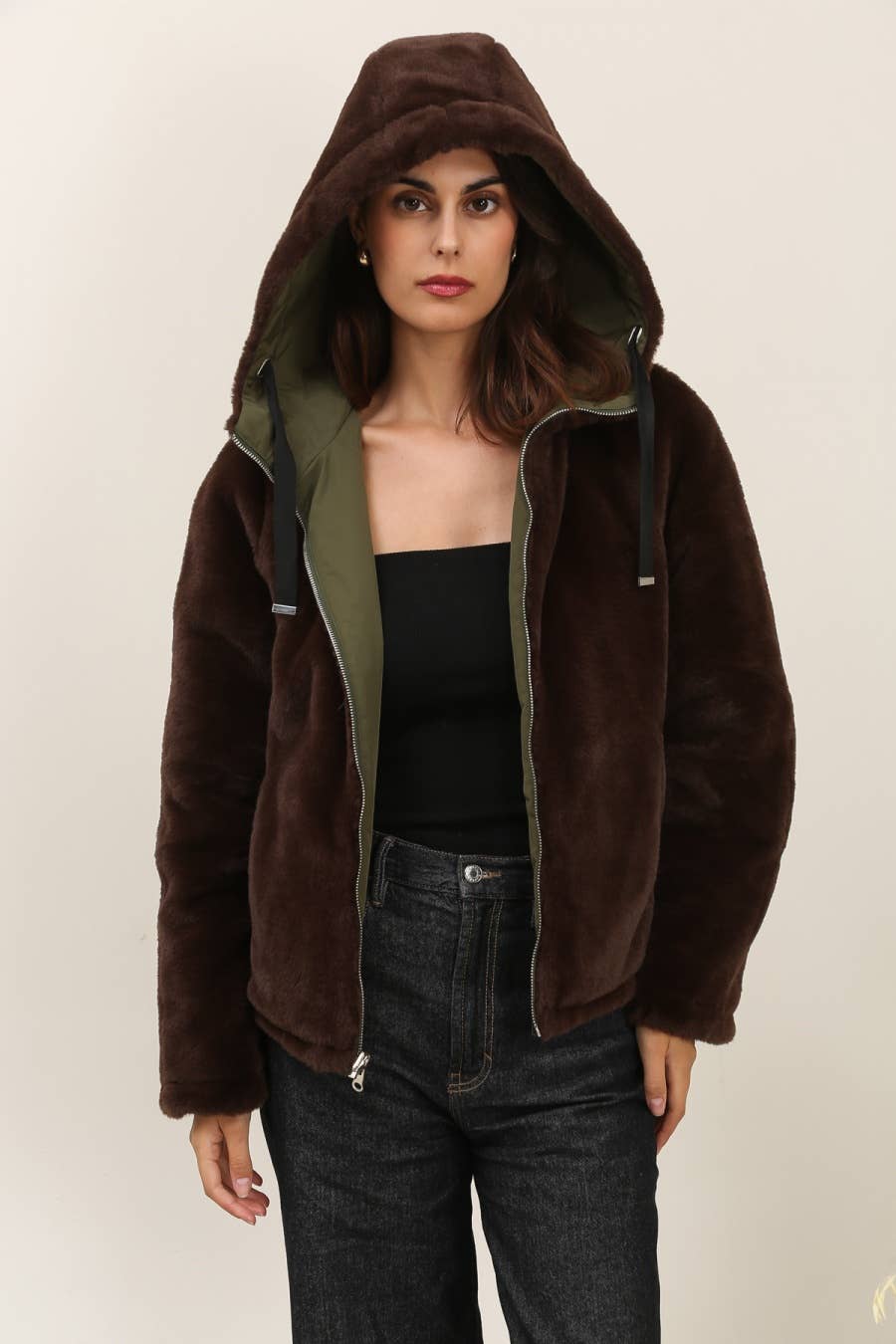 Attrait Paris - Wholesale Parka - Women's - Short hooded parka, reversible fur20