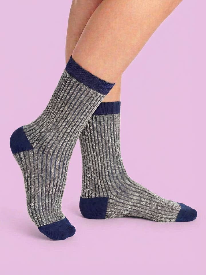 Chaussettes Lurex Chara Ahquiles couleur bleu marine argenté pour la vente par SWEET PARIPE