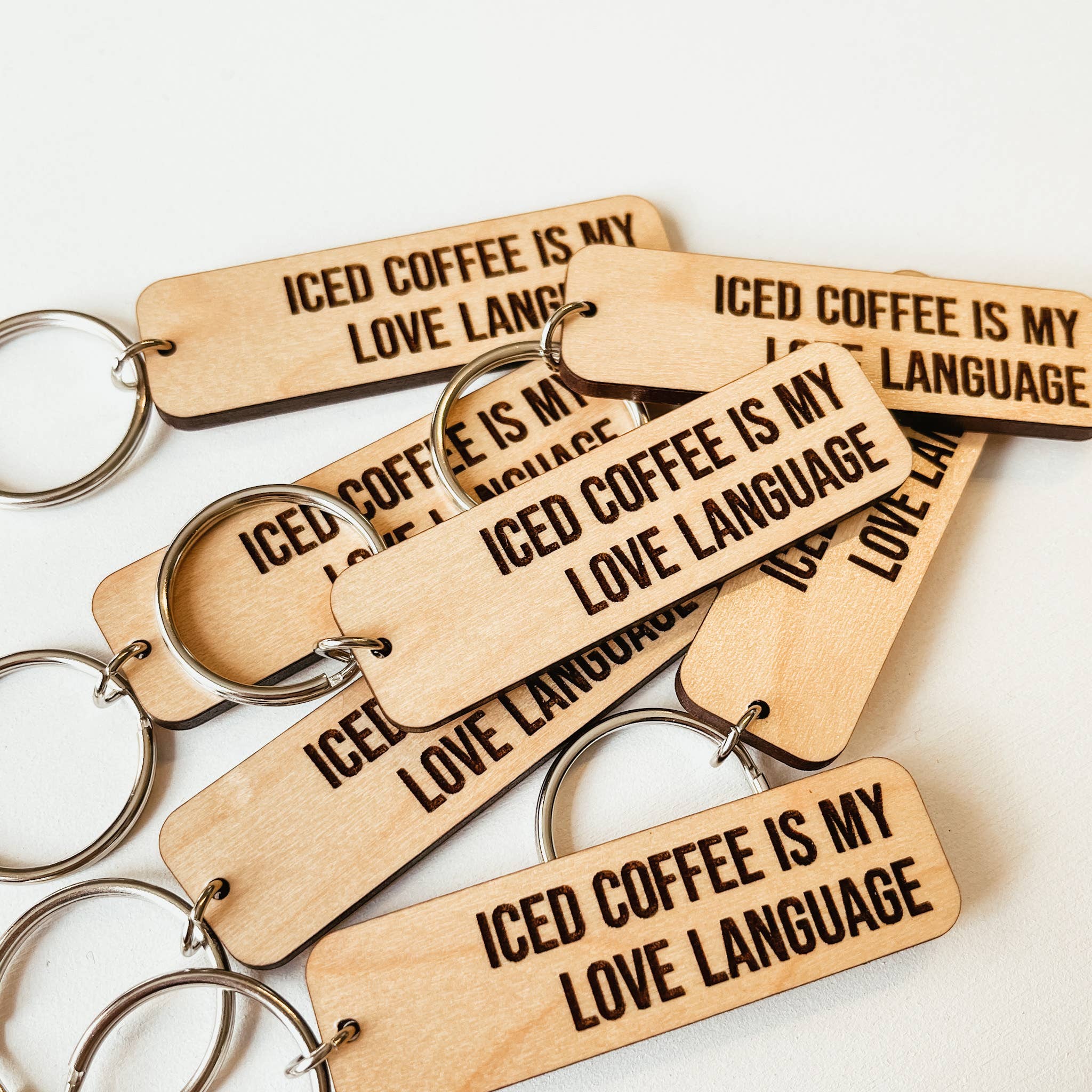 Knotty Design Co. - Vente Porte-clés – unisexe - Porte-clés en bois Iced Coffee Is My Love2