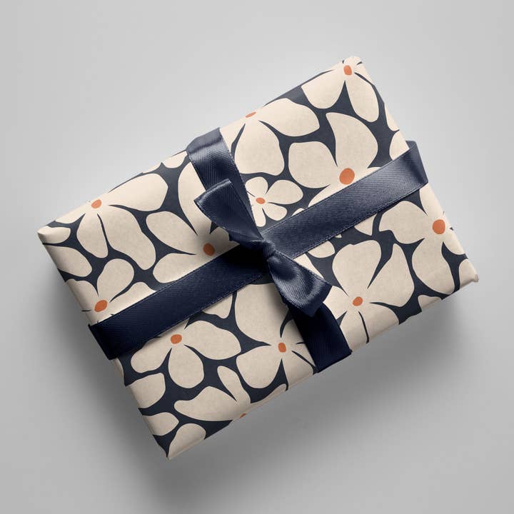 Naturbedacht - Venta al por mayor Sobre de papel de regalo - Papel de regalo - flores sobre fondo azul - Nº 223
