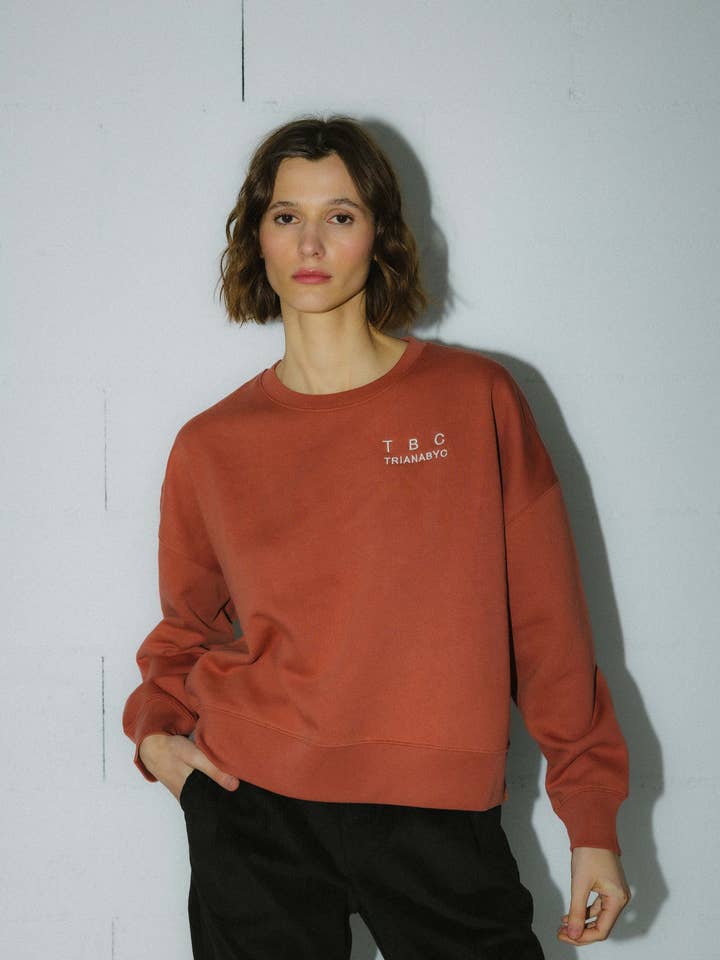Triana by C – wholesale Sweatshirt – Women's – BIARRITZ VINTAGE EARTH SWEATSHIRT TRIANABYC