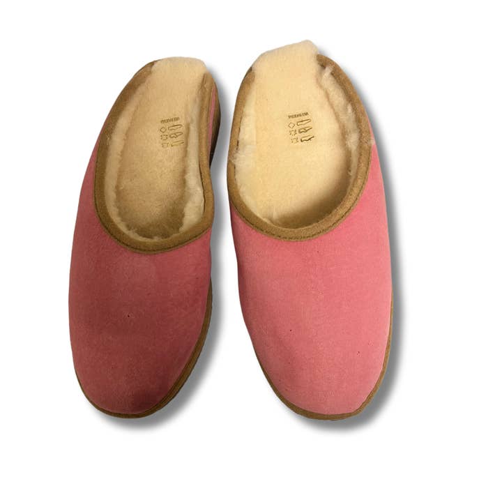 Gabriel Magarreiro - Confeções em Pele, Unipessoal Lda - Wholesale Slippers - Women's - Sheepskin Mules Pink (Copy)1