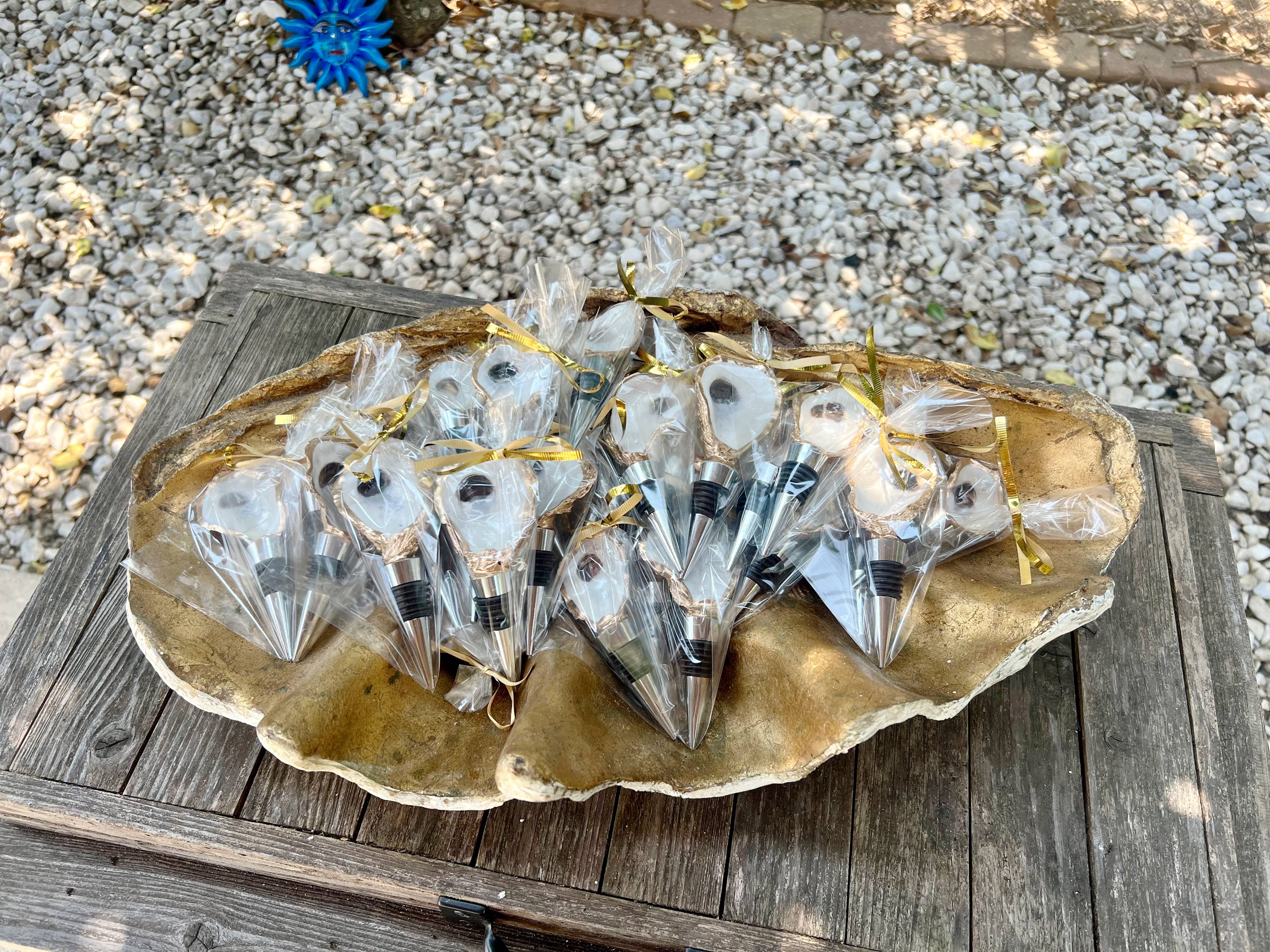 Creole Pearl Designs – wholesale Wine stopper – Oyster Wine Stopper2