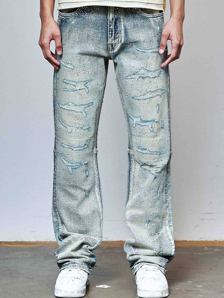 JEANS MED UTSVÄNGDA BEN OCH STRASS ÖVERALLT för wholesale av First Row