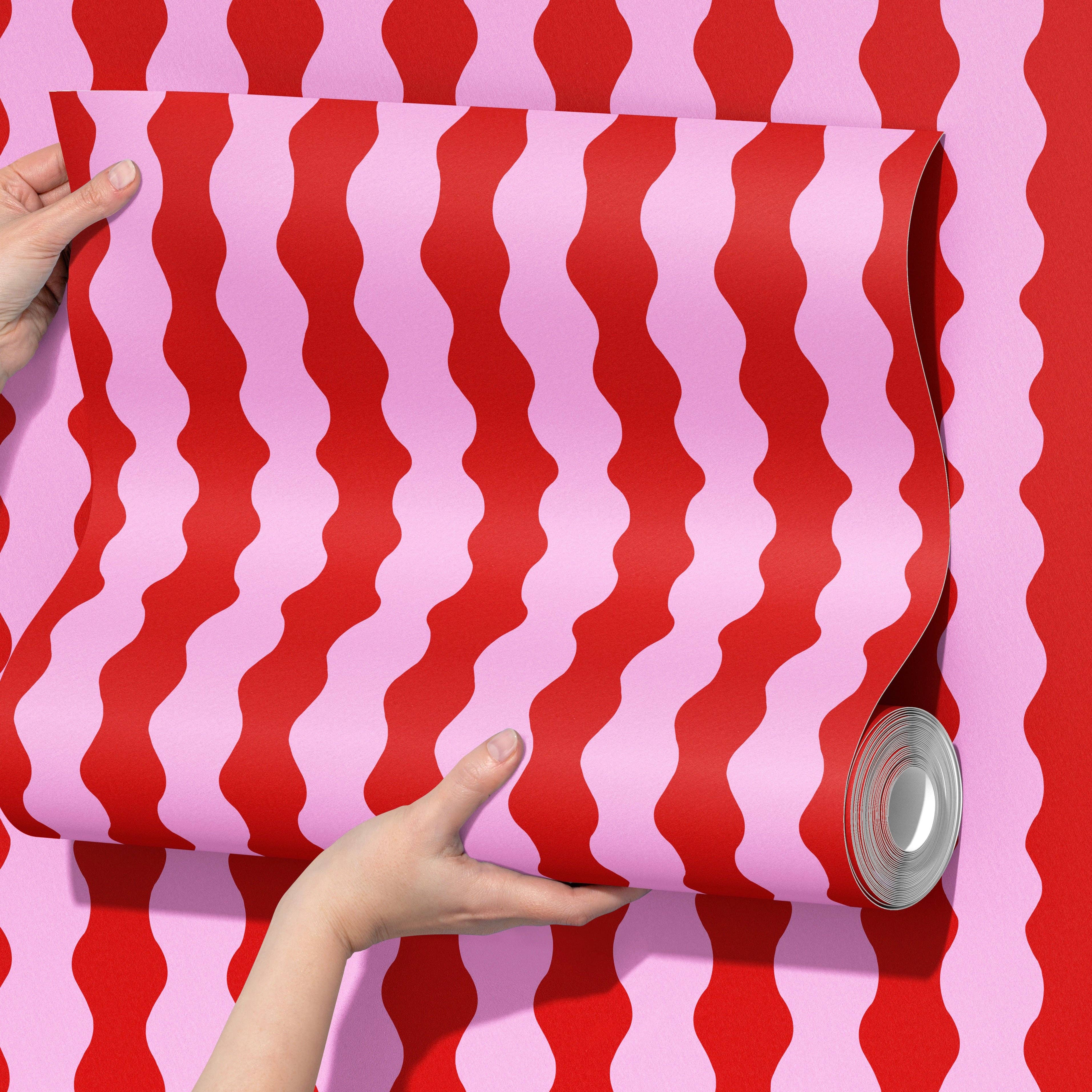 Sorbet Dreams – wholesale Wallpaper – 'Wiggle With Me' Wallpaper in Red and Pink | red wavy wallpaper3