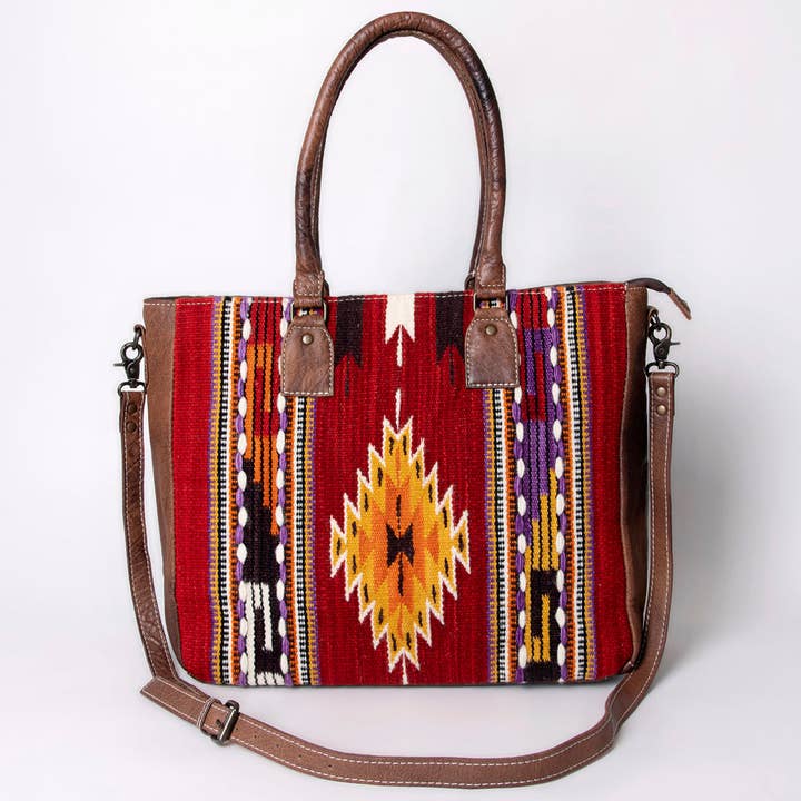 LS Western - Wholesale Tote Bag - Women's - ADBG1005 American Darling Handwoven Saddle Blanket Tote Bag Genuine Leather Trim8