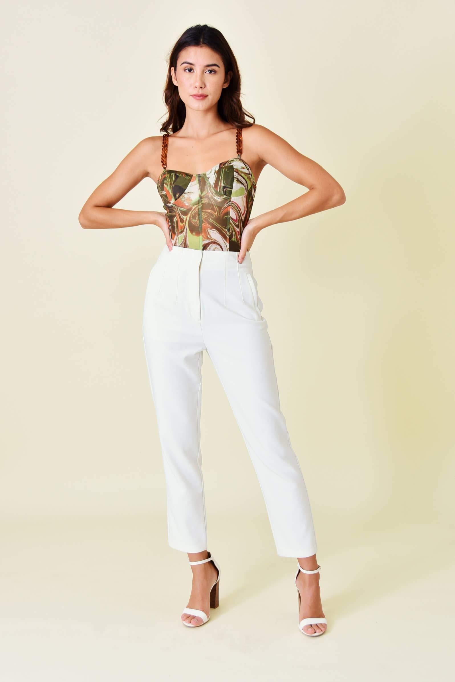 OLIV MULTI ABSTRAKT TRYCK AKRYL KEDJEBAND BODYSUIT-PI5677FO för wholesale på Faire8