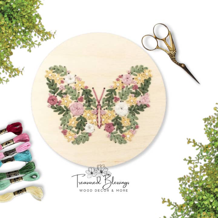 Kit de broderie en bois - Papillon rond entièrement fleuri pour la vente par Treasured Blessings, LLC