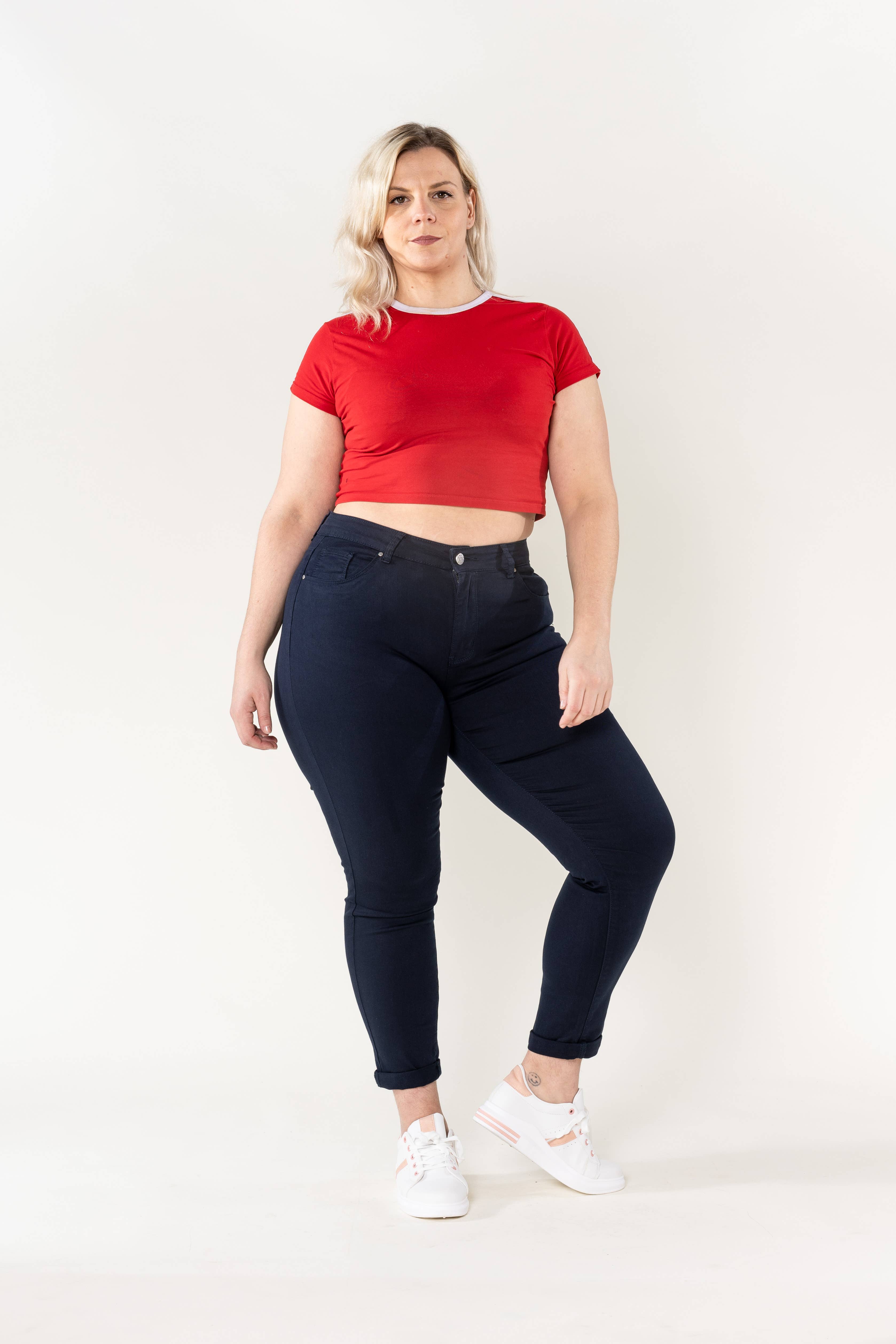 Nina Carter – Calças - Mulher por atacado – Tamanho Plus Curve Plus Tamanho Voltar ao Pescoço P1998