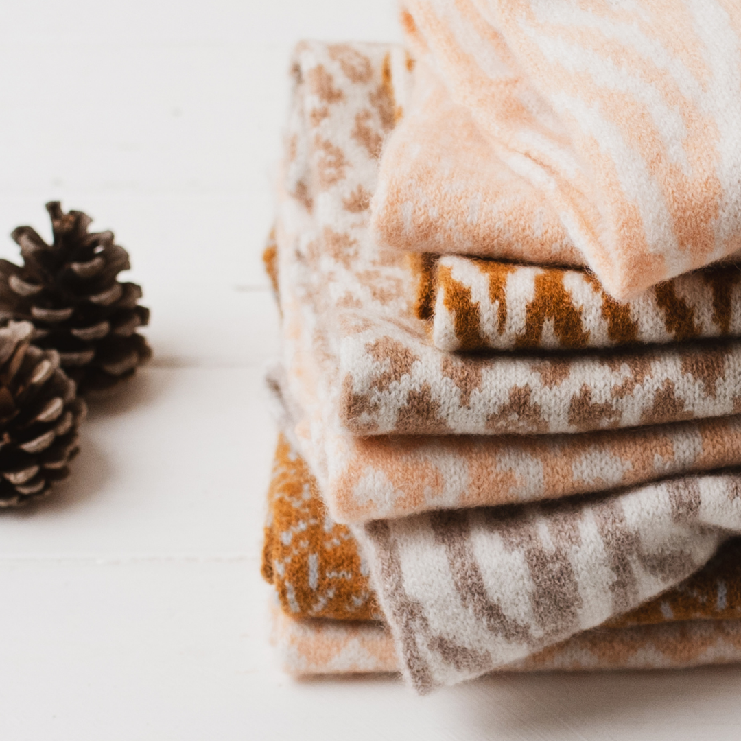 Miss Knit Nat – wholesale Scarf – Women's – Scatter snood / cowl - sedona and angelite4