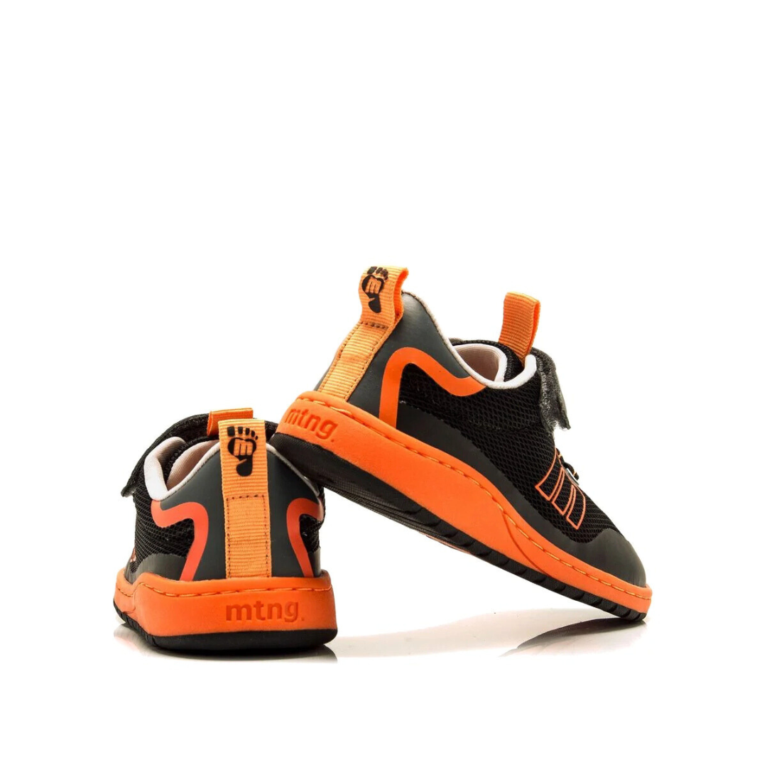 Pituka Wear - Wholesale Lifestyle Sneakers - Kids - Barefoot Free TPU Sneakers - Mustang2