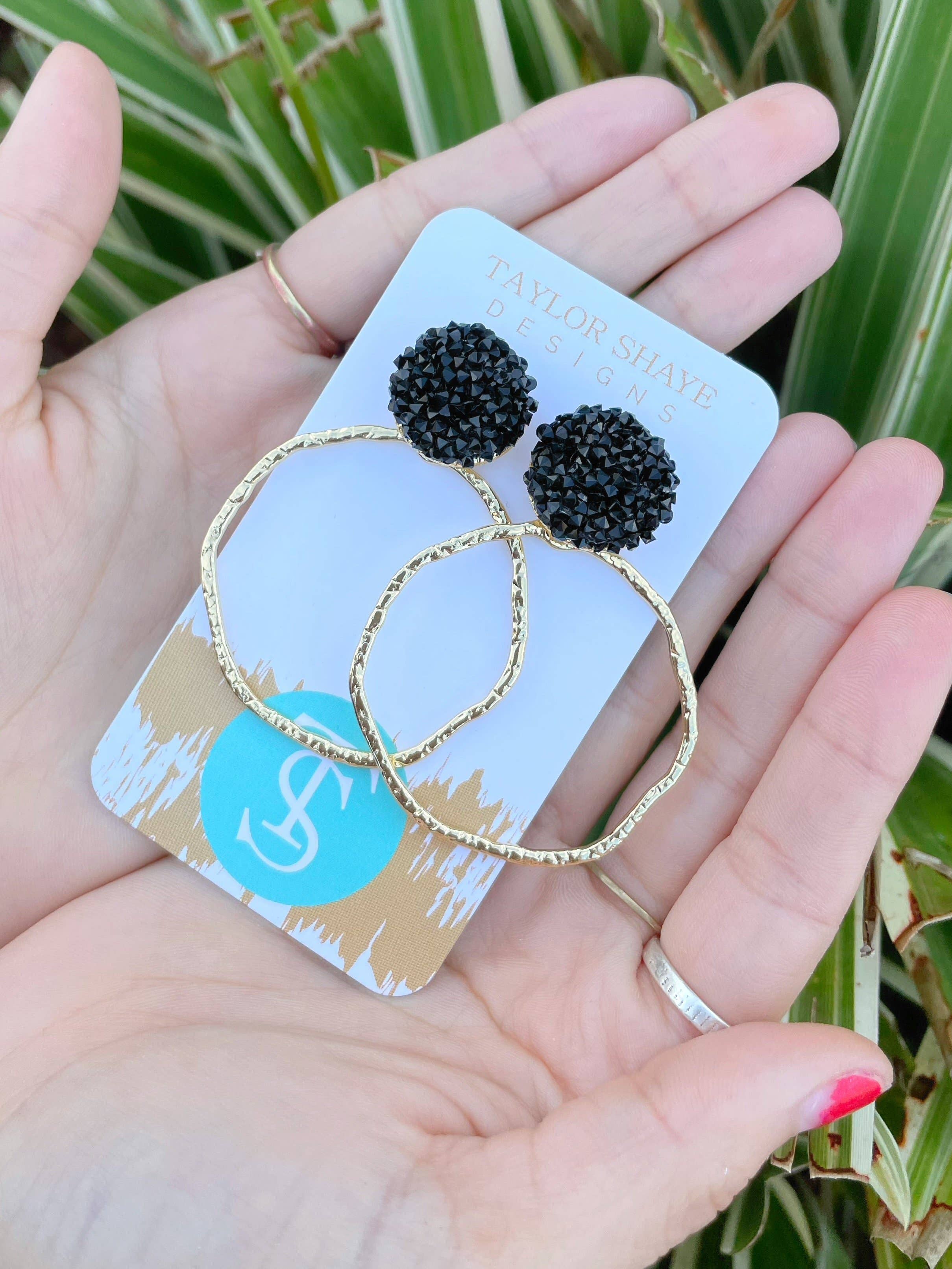 Taylor Shaye Designs - Venta al por mayor Pendientes colgantes - Aros superiores con purpurina17