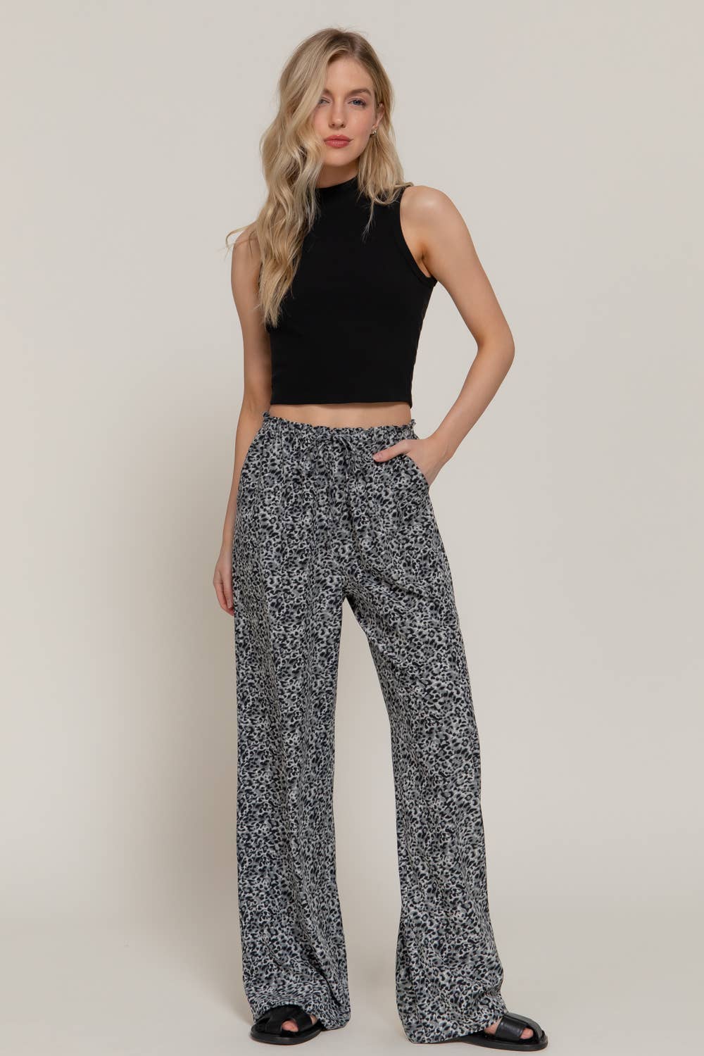 42POPS - Wholesale Pants - Women's - ,,.....SI-28126 Elastic Wastband Animal Print Long Pants w/ Pockets 06126