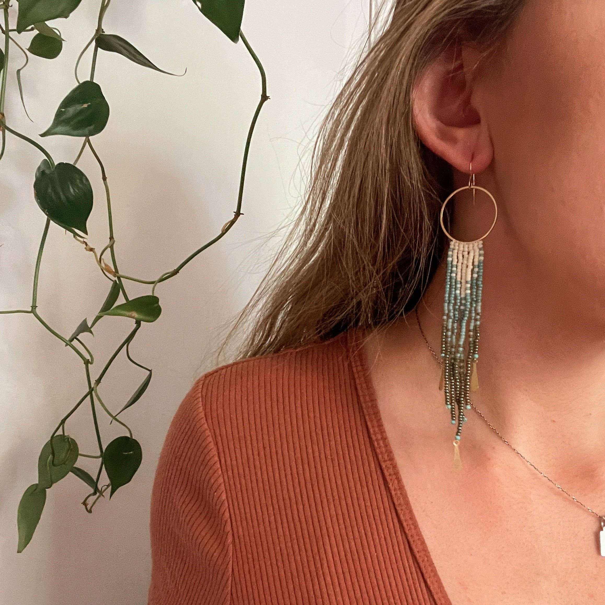 Stone & Sky – wholesale Hängande örhängen – Orbit-set i turkos3