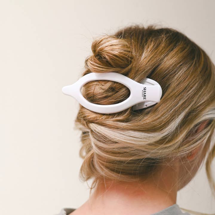 Share Studio - Wholesale Hair Clip - Women's - Pure White Matte Wide Lay Flat Clip