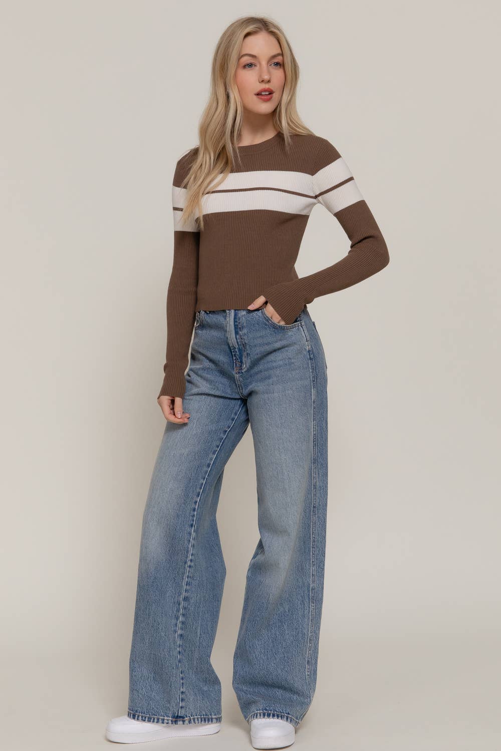 Active Basic | Active USA – wholesale Knitted jumper – Women′s – Long Sleeve Mock Neck Stripe Rib Sweater 15