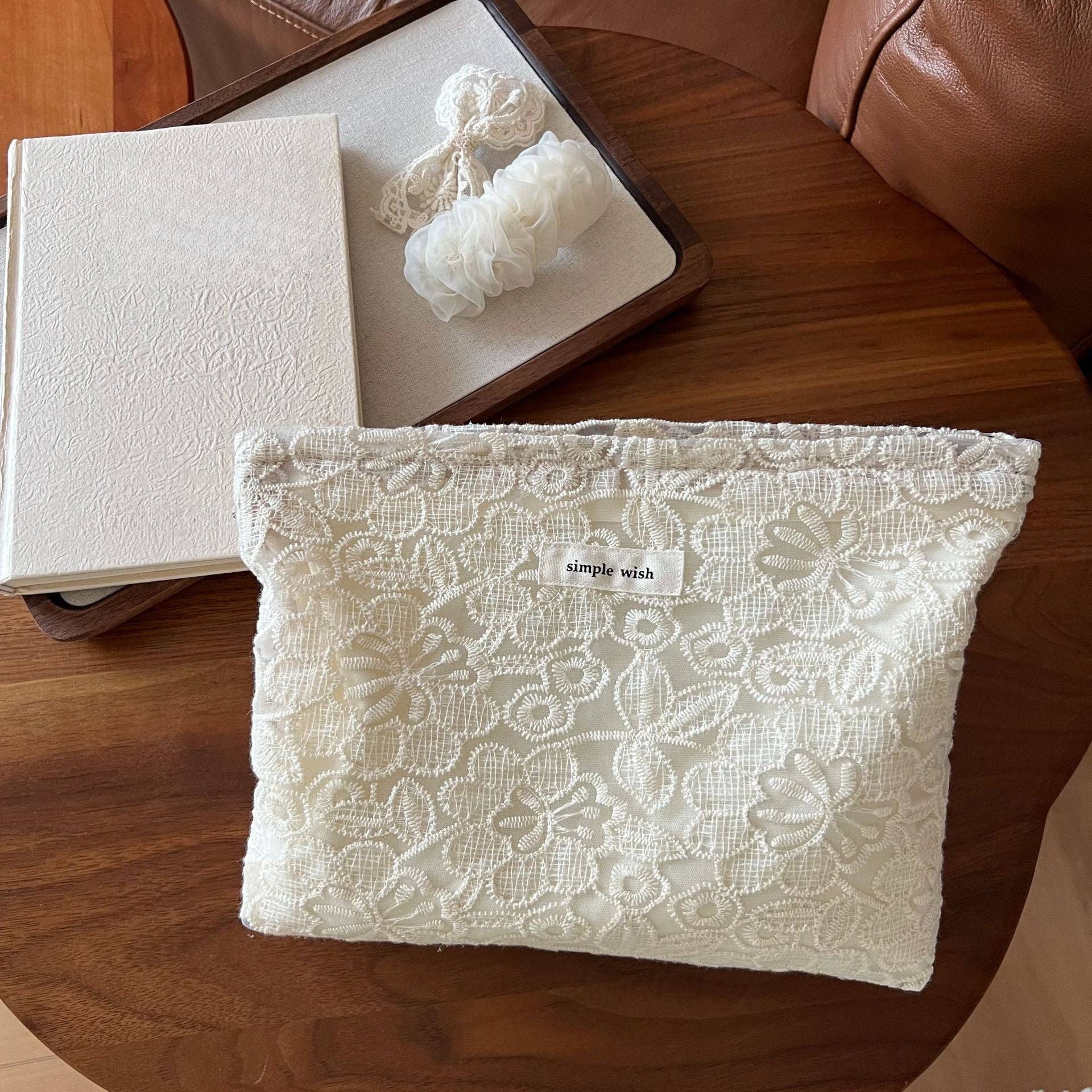 alberalkirk - Wholesale Handtasje - Dames - Ivoren kanten geborduurde katoenen organizer met canvas voering S5P3324