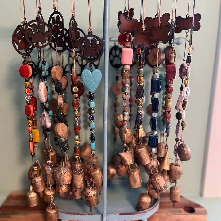 Whiskers 'n Paws Unique Pet Gifts, LLC - Vendita all'ingrosso Giocattolo - Cani - Campanelli per cani Doggie Door Bells (DDB-009)1