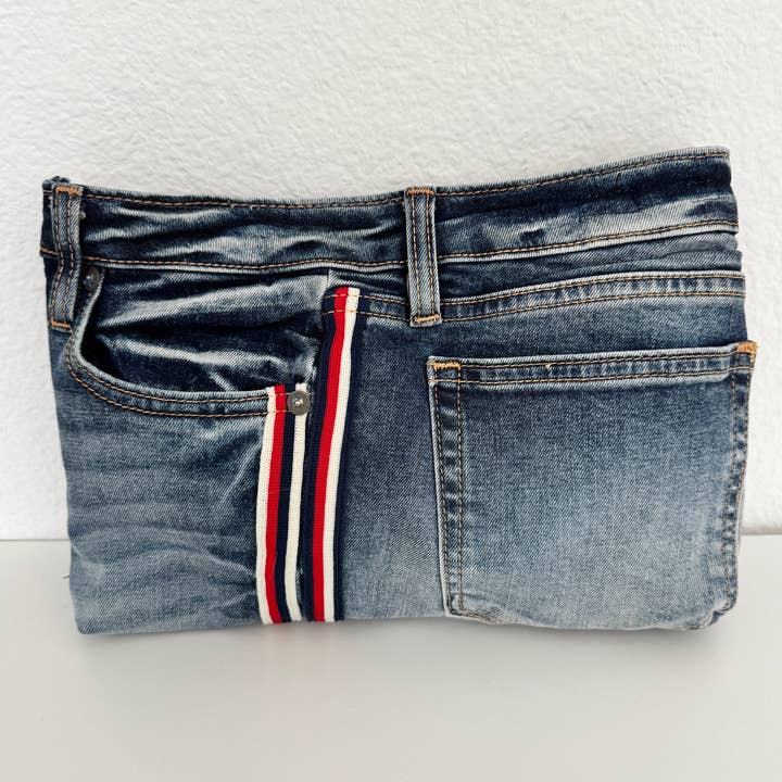 Indigo Bags - Wholesale Clutch Bag - Women's - Miss Me Upcycled Denim Clutch w/ stripes – cheetah6