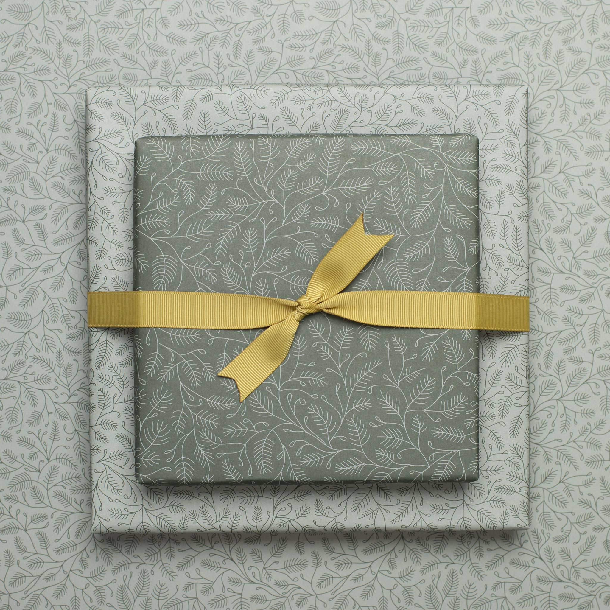 My Pretty Circus - Wholesale Flat Wrap - Christmas wrapping paper green pine branches - double sided8