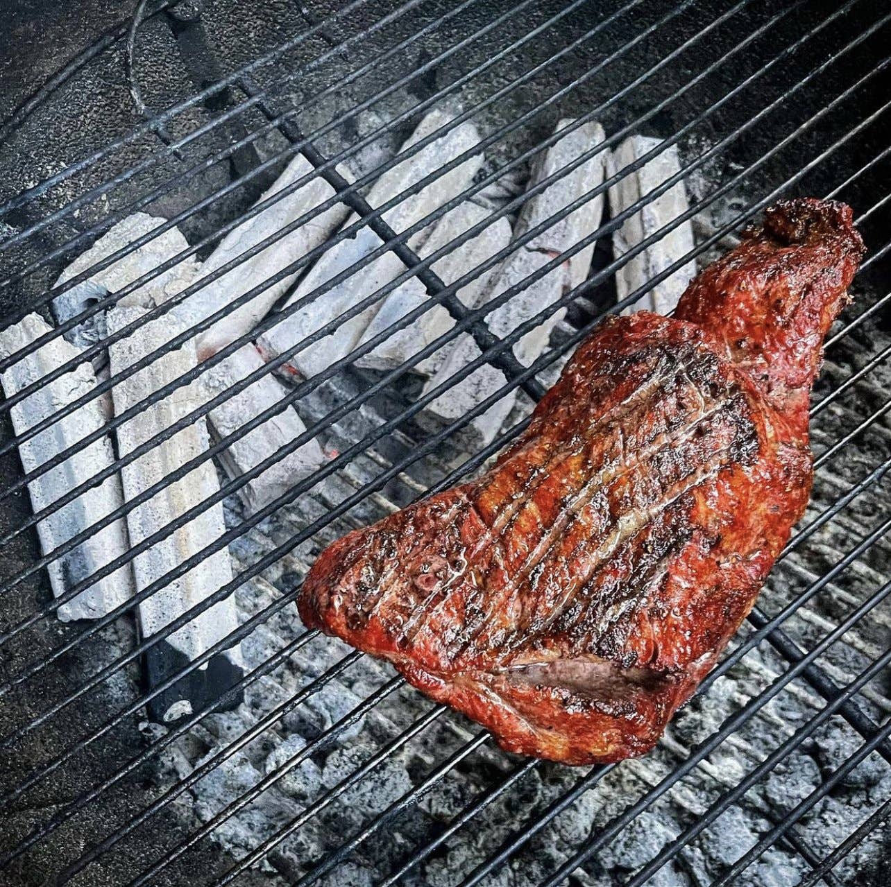 CHARBLOX - Wholesale Charcoal - CHARBLOX Ultra Premium Sustainable Hardwood Grilling Charcoal Logs5