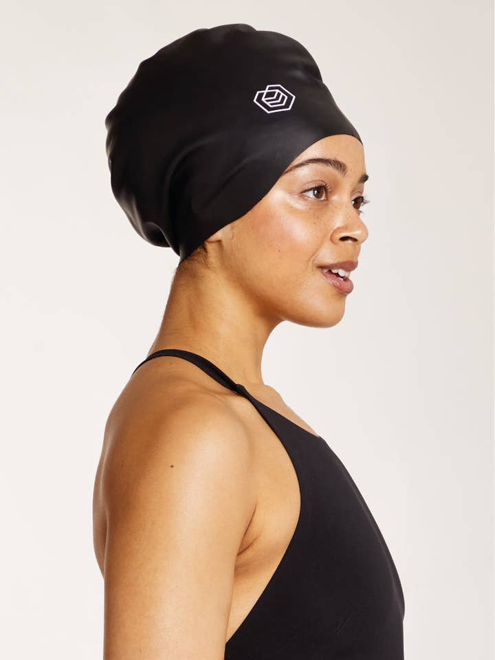 SOUL CAP – Großhandel Badekappe – Unisex – Voluminöse Schwimmkappe für Erwachsene – für langes, lockiges und volles Haar8