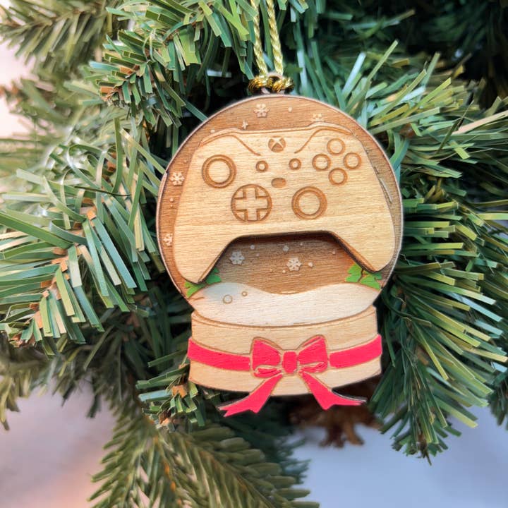 Studio Rima - Wholesale Ornament Set - Gamer Christmas Wooden Ornaments - 30pcs - Controllers8