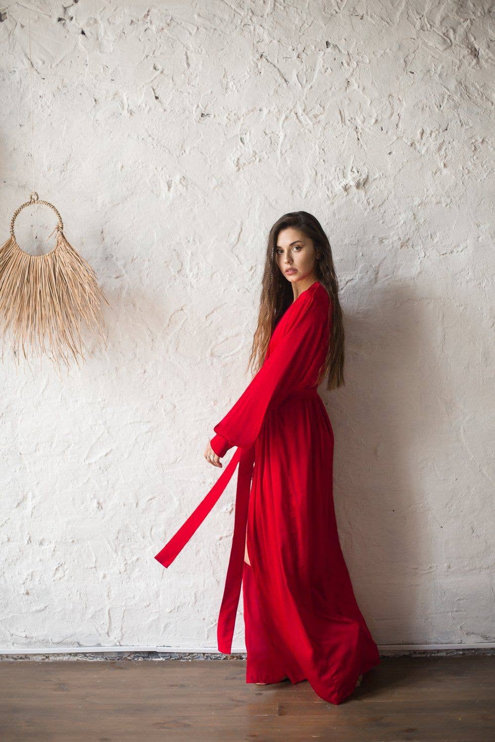 Angie's Showroom – Robe - Mulher por atacado – Manto Longo de Seda Adele com Punhos9