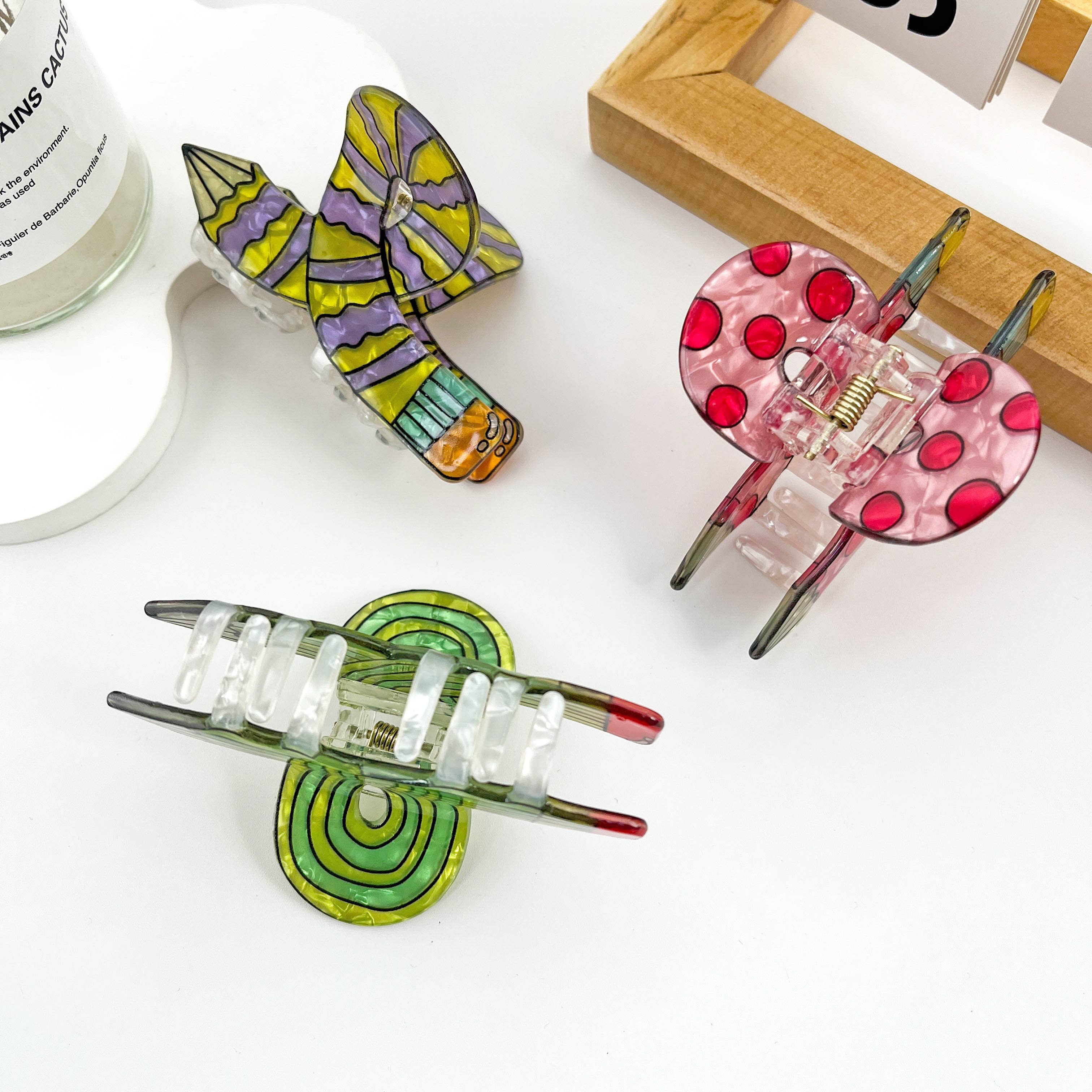 mildstyles – wholesale Hair clip – Women’s – Colored Pencil Geometric Hair Claw Clip3