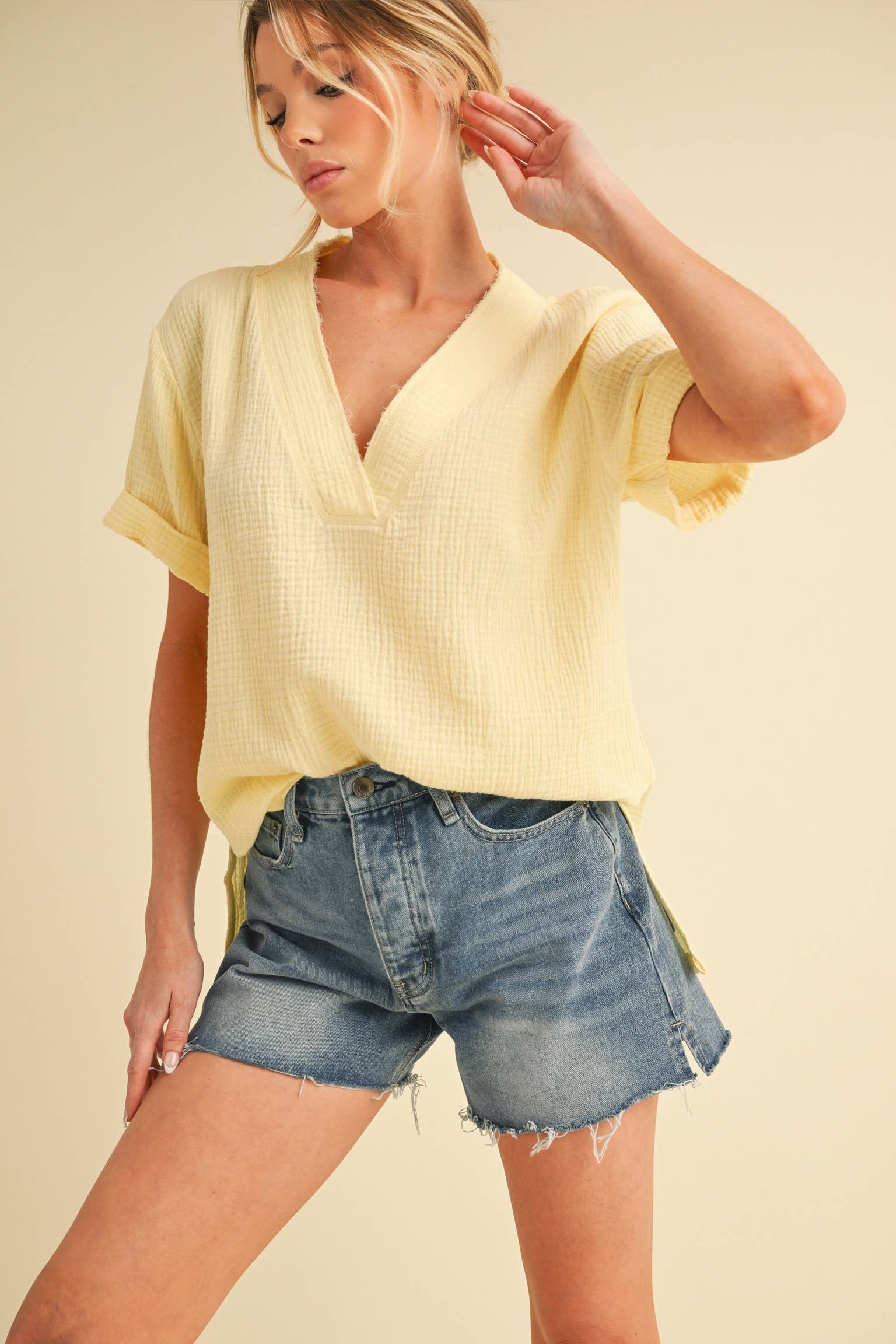 AEMI + CO - Wholesale Blouse - Women's - 8167BK Trudie Top57