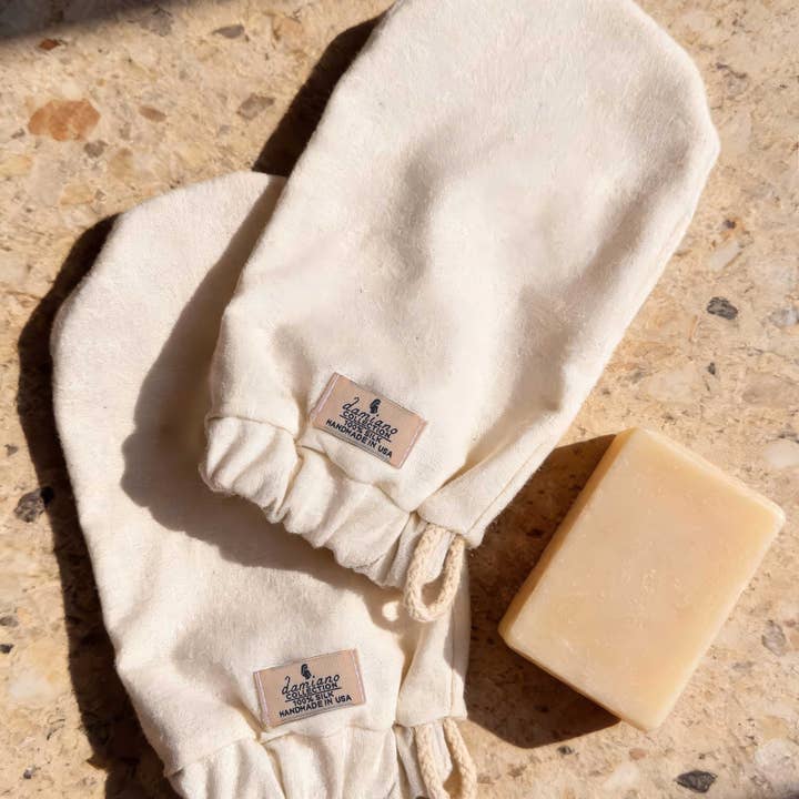 Damiano Collection - Wholesale Exfoliating Gloves/Mitts - Raw Silk Exfoliating Mitt (2-Pack)