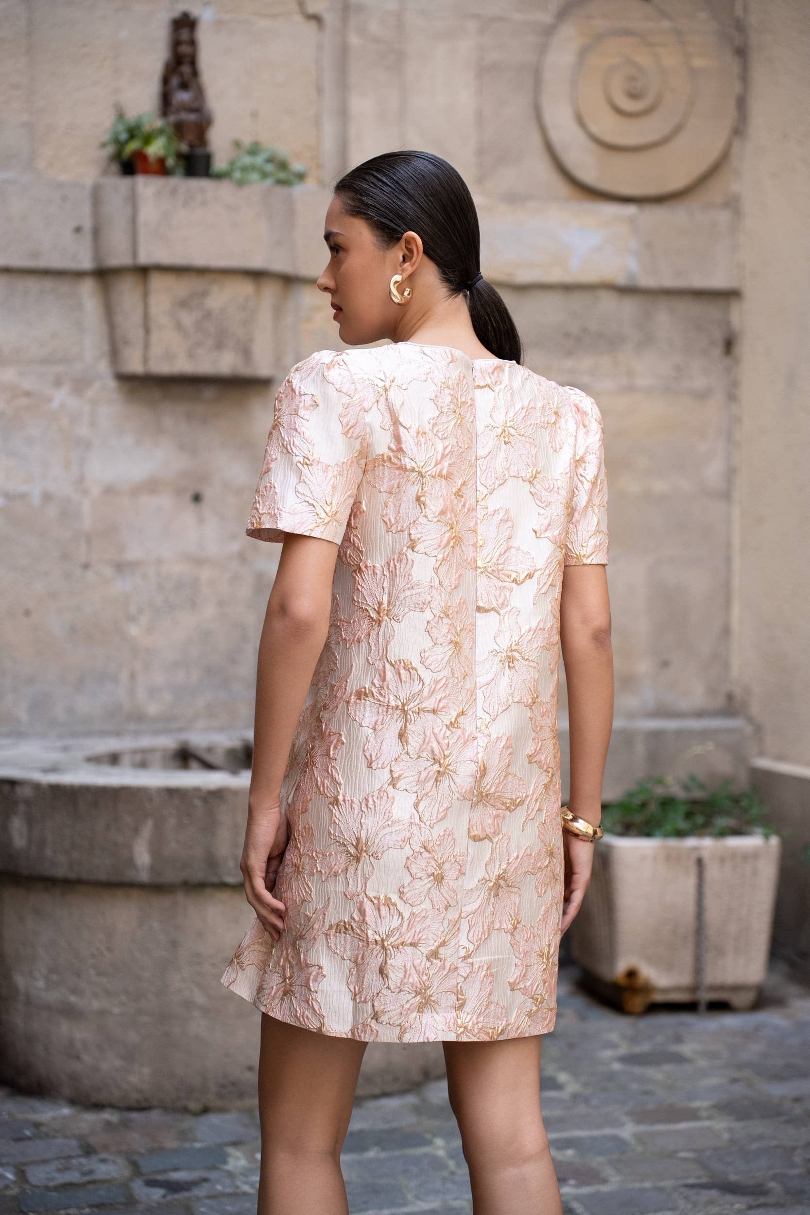 Rosa Abito in jacquard floreale - CK08393 in vendita all'ingrosso su Faire4