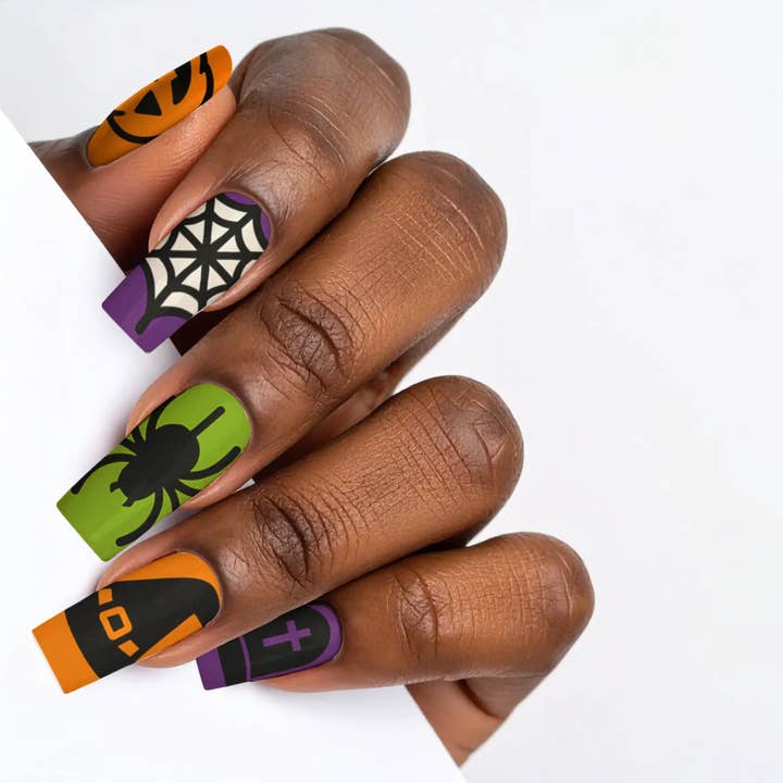 FYNE BODY - Wholesale Press-on/fake nails - Ghoul Glow Halloween Press-On Nails41