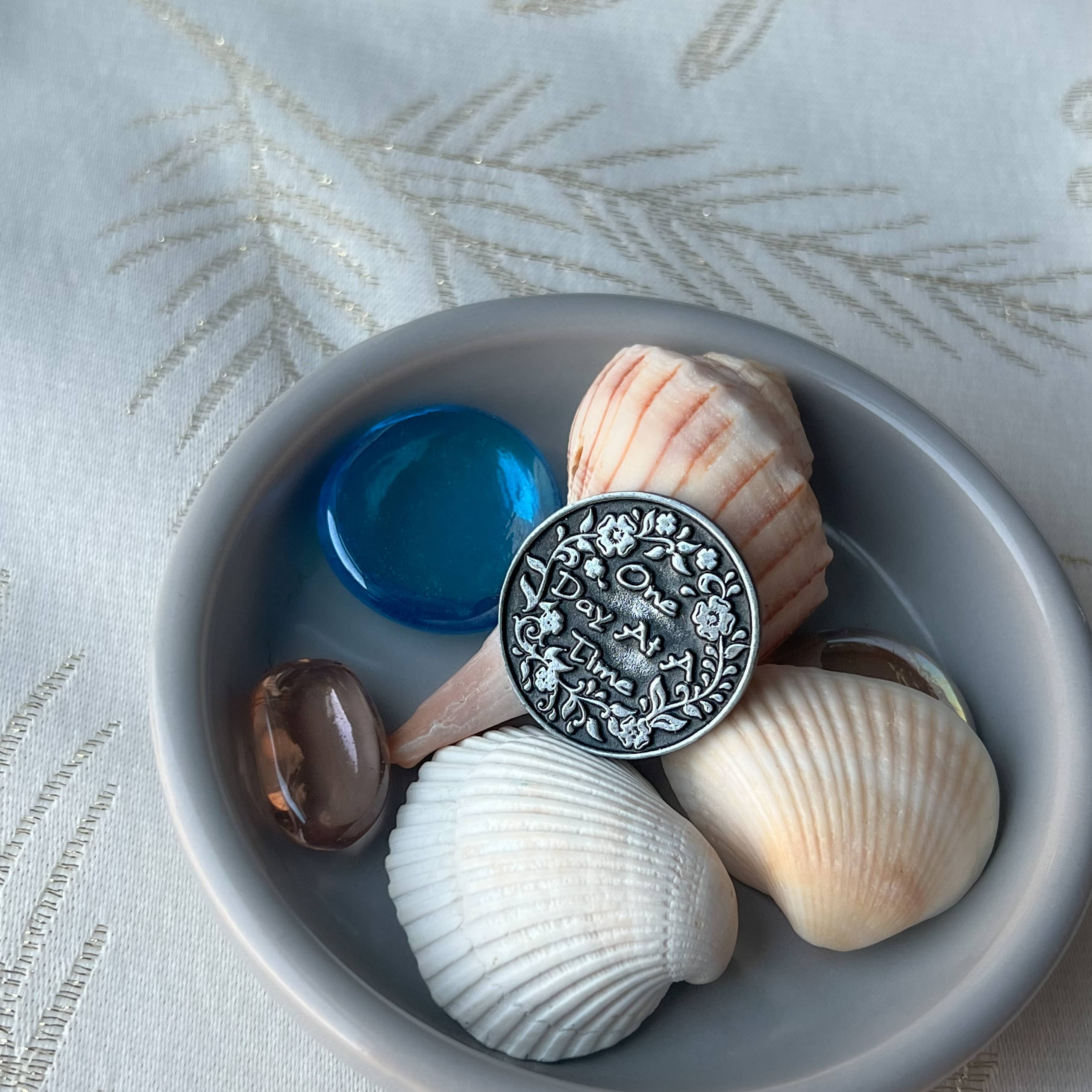 Abbey + CA Gift - Wholesale Keepsake Coin/Token - One Day at a Time Token1