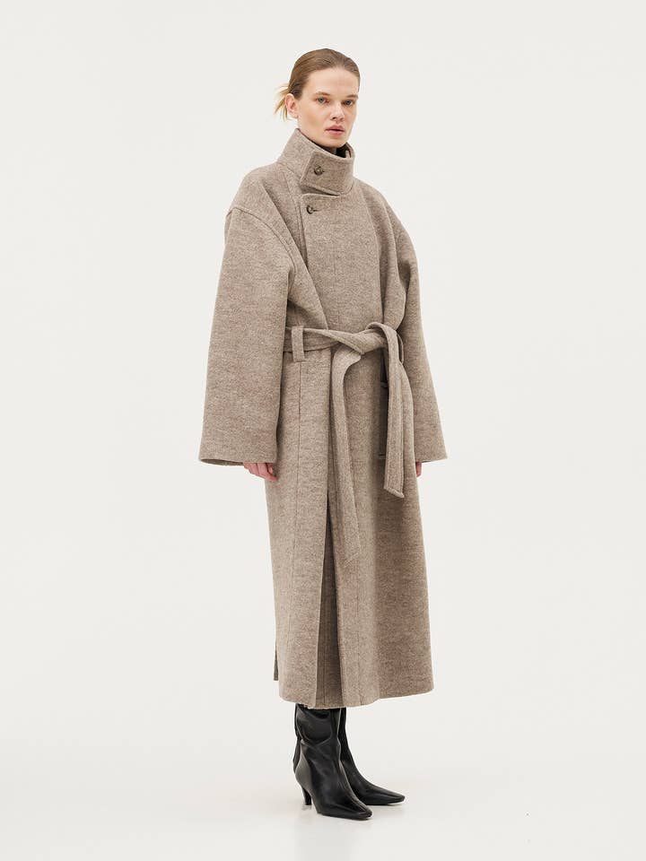 NOYOCO - Wholesale Coat - Women's - Hera Sand Coat6