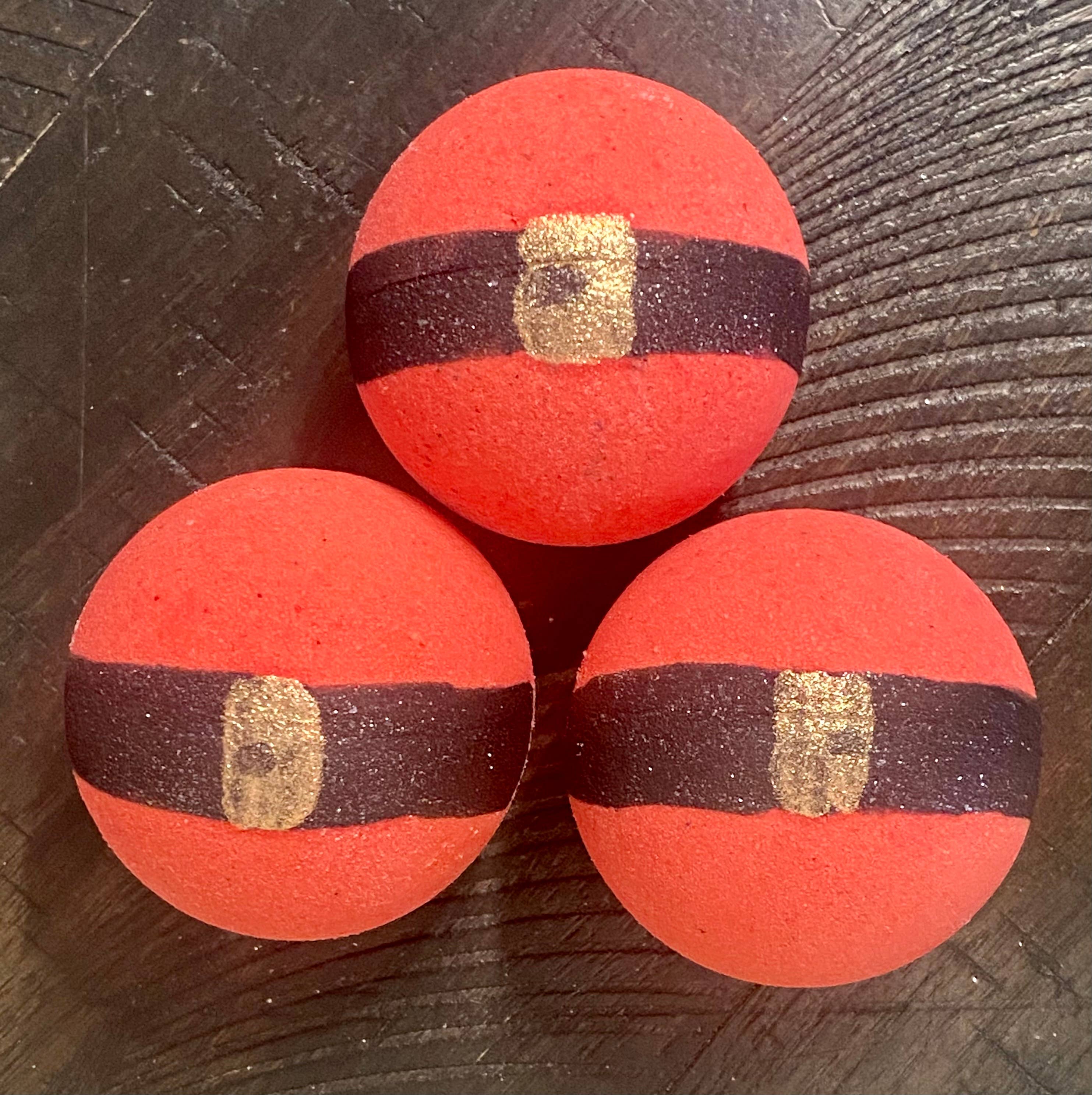 Bombe de bain Santa Belt, Santa Bath Fizz, Noël pour la vente par Seaside Sudz, LLC